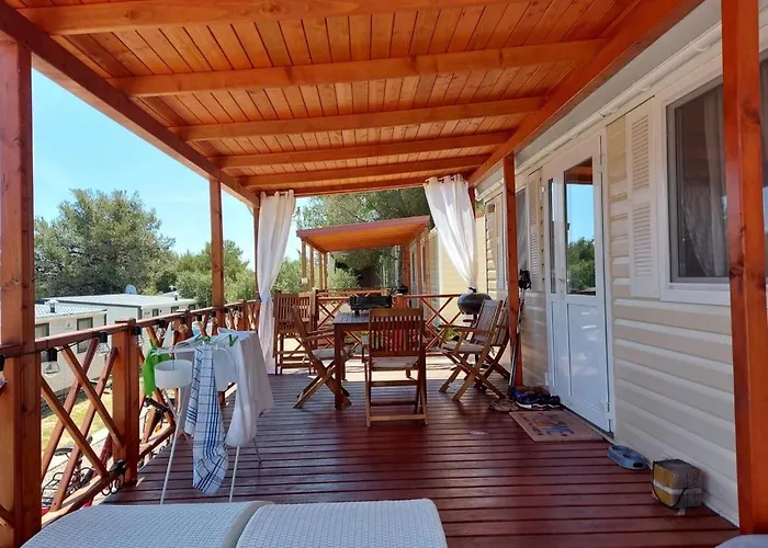 Holiday park Dream Adria Mobile Homes Murter 3*
